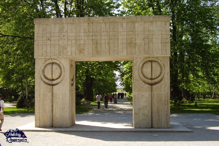 Gate of Kisses -The Sculptural Ensemble of Constantin Brancusi at Targu Jiu by Holiday to Romania
