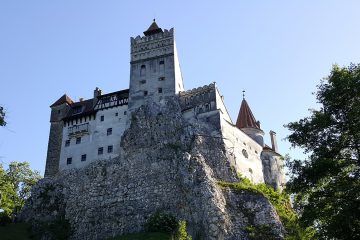Peles-&-Bran-Castle-Tour-by-Holiday-to-Romania